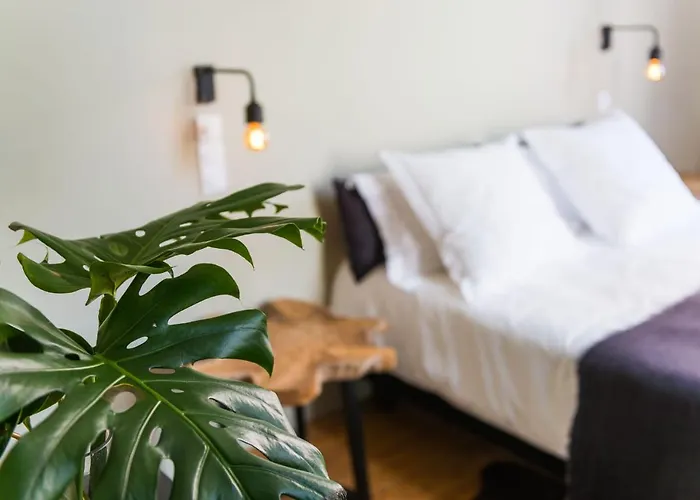 Hotel Home Arcachon 호텔 4*