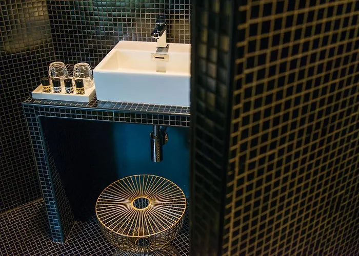 Hotel Home Arcachon 호텔 4*