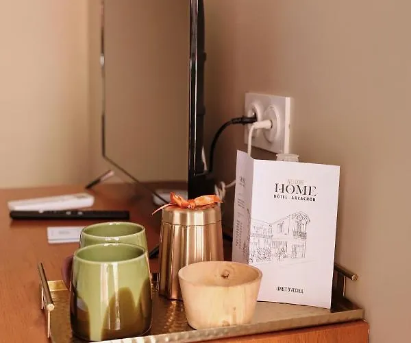 Hotel Home Arcachon 호텔 아르카숑