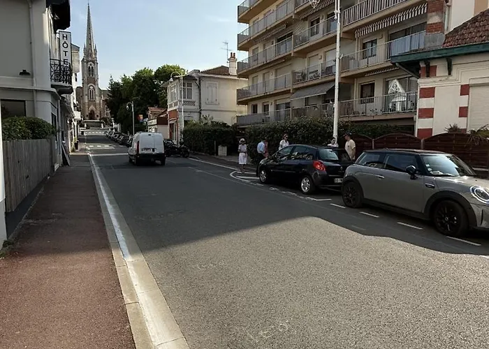 호텔 Hotel Home Arcachon